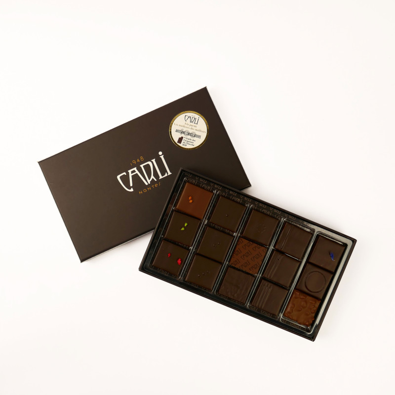 Coffret 15 bonbons de chocolat - Pâtissier Chocolatier depuis 1948