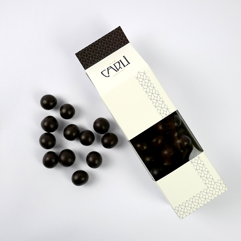Noisettes enrobées de chocolat - Pâtisserie Chocolaterie à Nantes