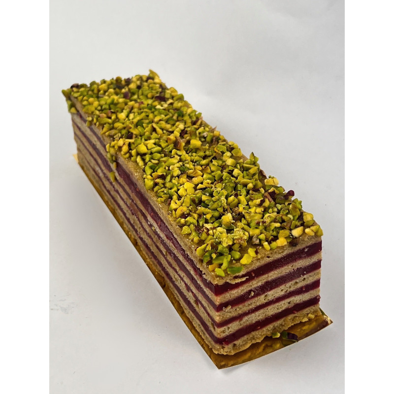 Cake Pistache Framboise - Pâtisserie Chocolaterie Nantaise