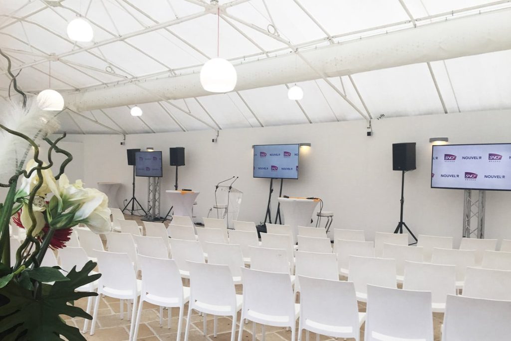 congrès et présentation au domaine du petit plessis à nantes. Lieu de conférence près de Nantes