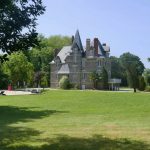 Le manoir du plessis vue de face